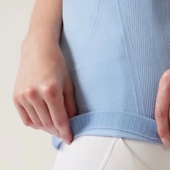 Athleta NWT Momentum Seamless Tank Sky Blue Size XS Gym Studio Outdoors - Picture 6 of 10